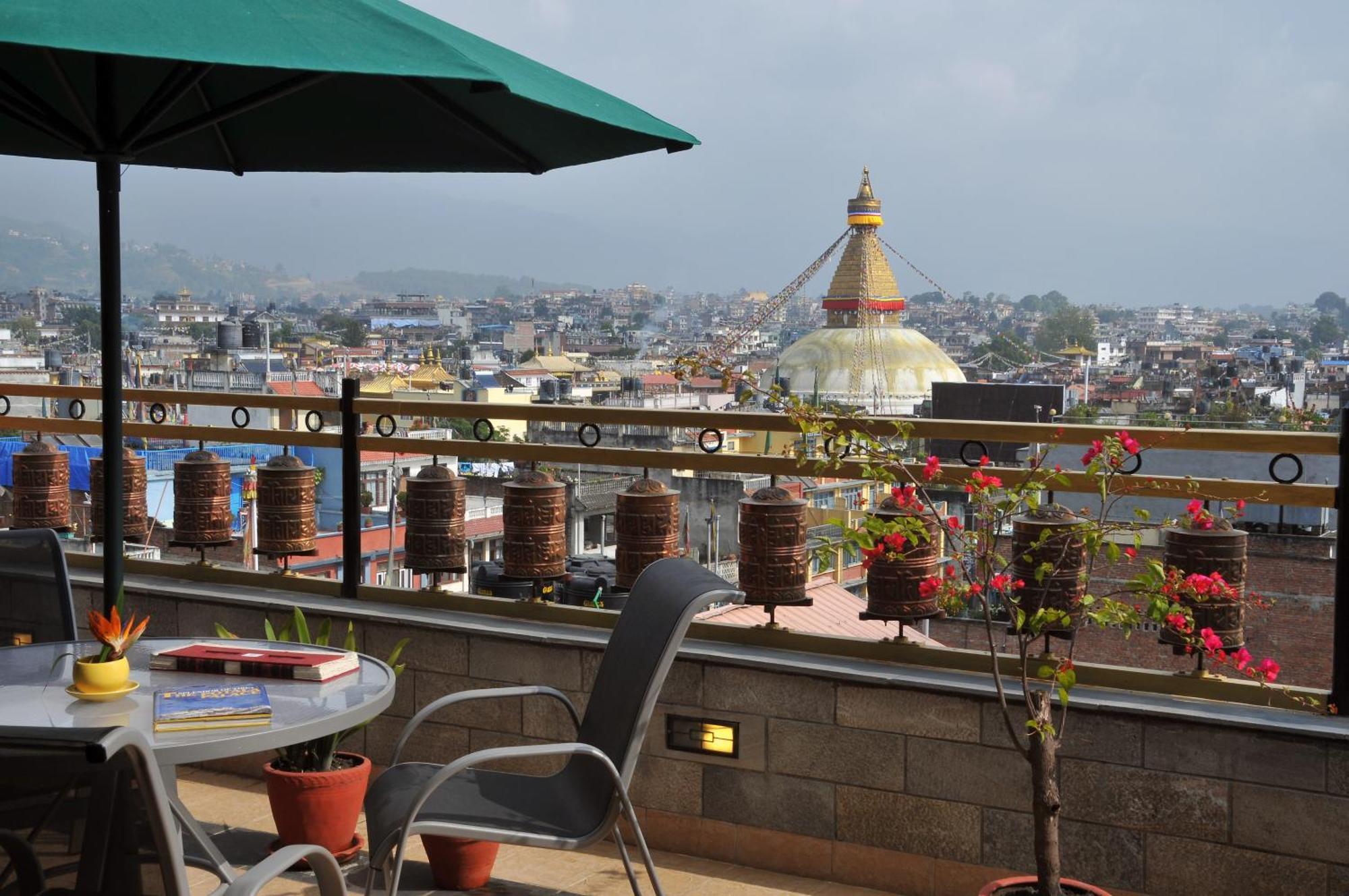Hotel Tibet International Kathmandu Bagian luar foto
