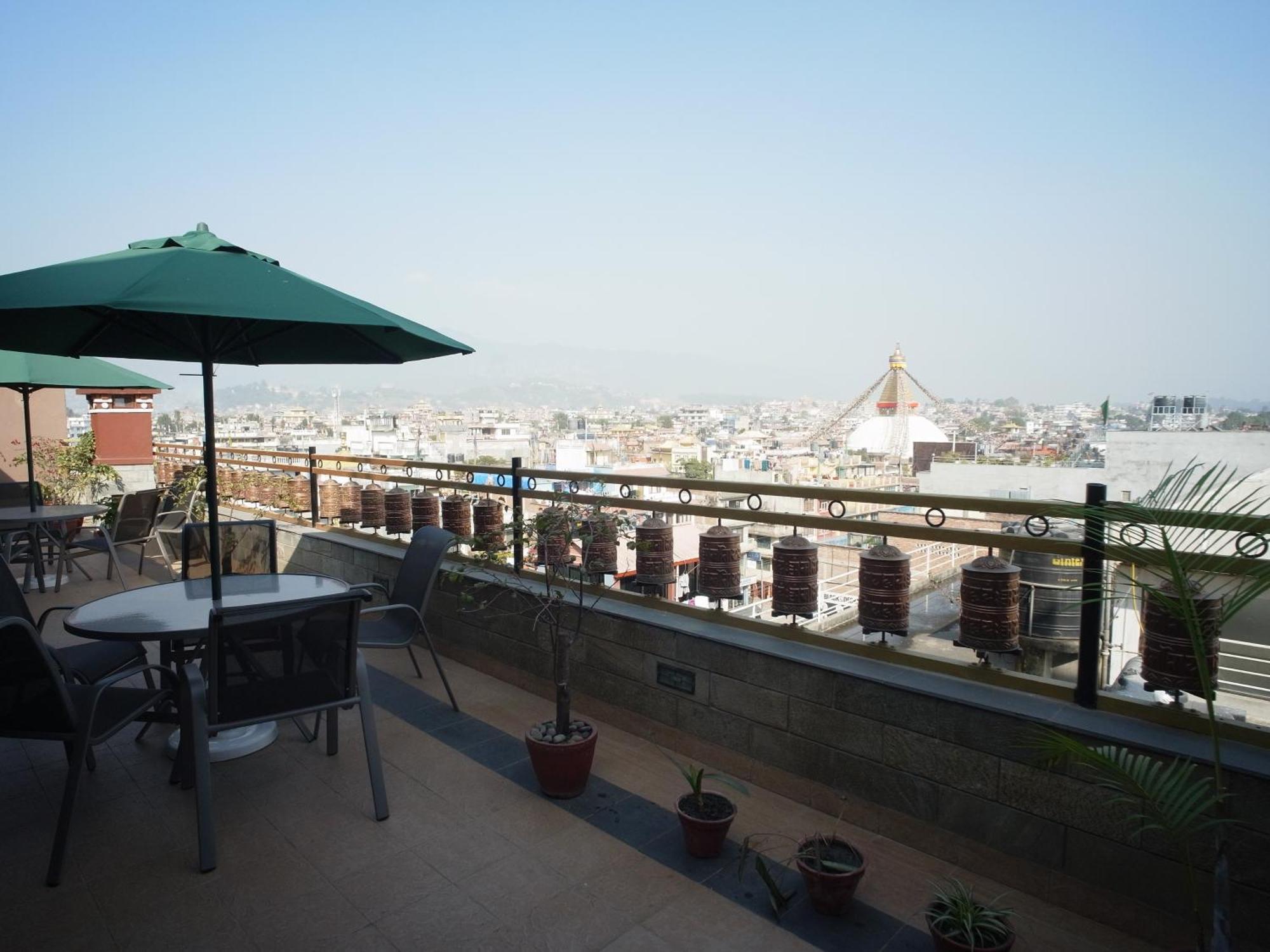 Hotel Tibet International Kathmandu Bagian luar foto