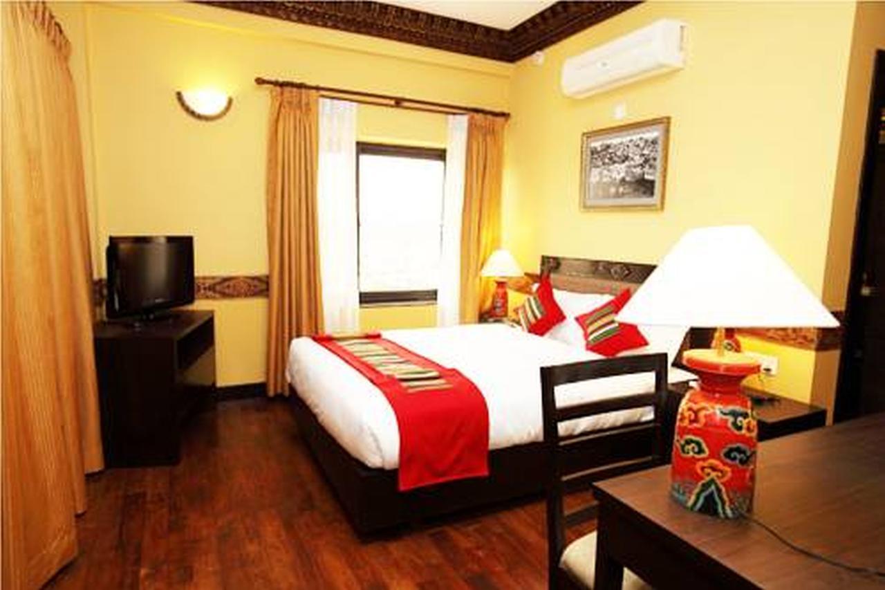 Hotel Tibet International Kathmandu Bagian luar foto