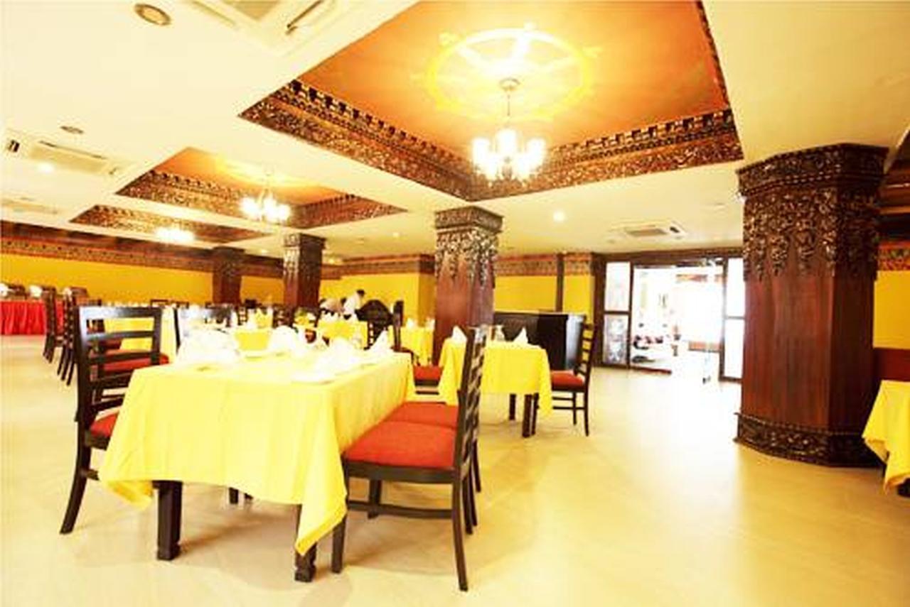 Hotel Tibet International Kathmandu Bagian luar foto