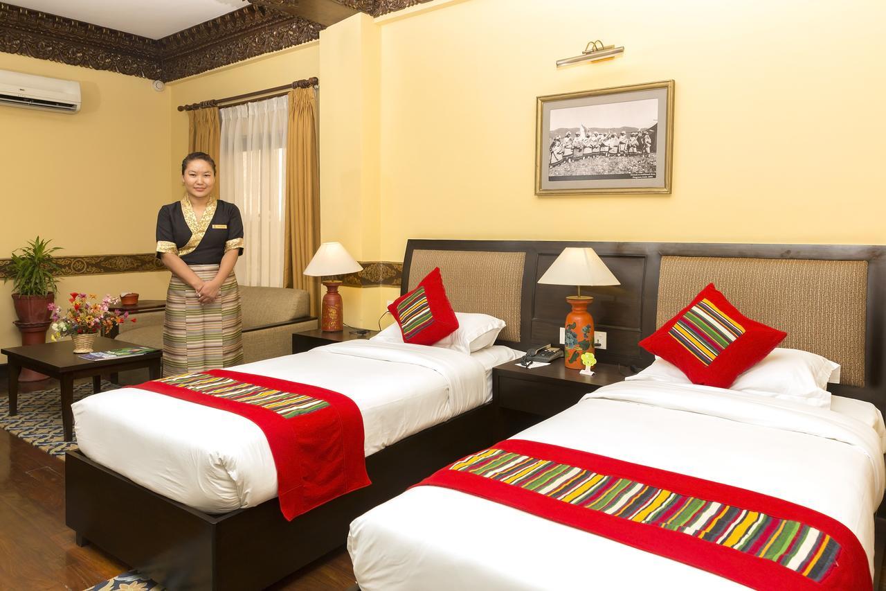 Hotel Tibet International Kathmandu Bagian luar foto