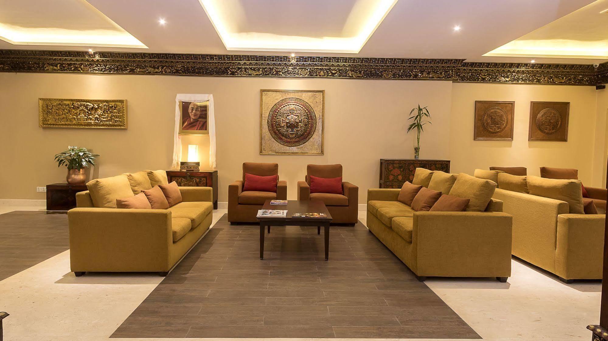 Hotel Tibet International Kathmandu Bagian luar foto