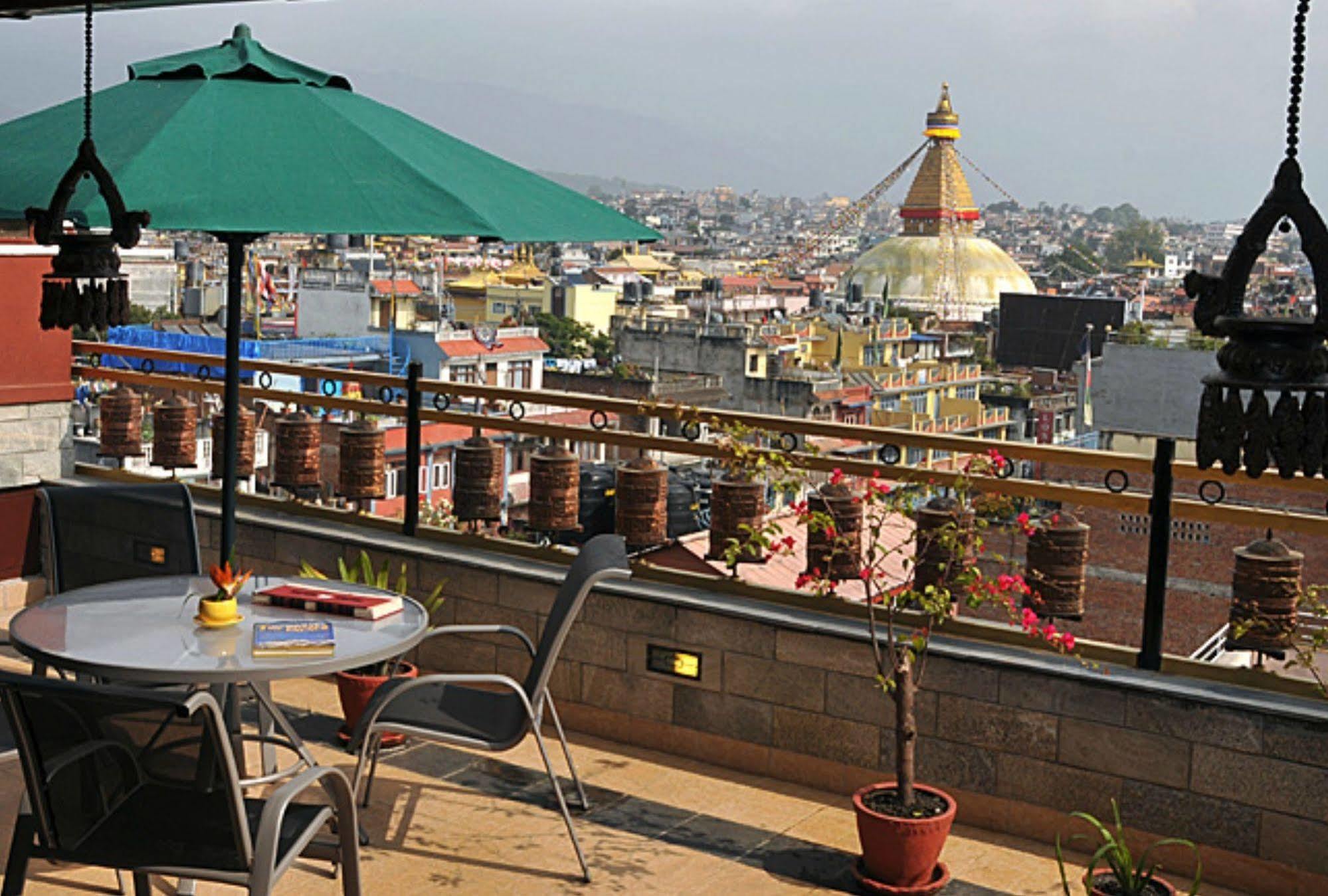 Hotel Tibet International Kathmandu Bagian luar foto