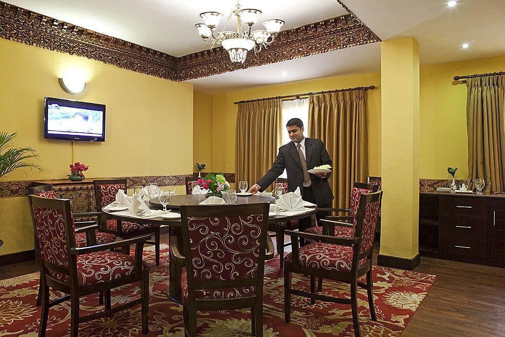 Hotel Tibet International Kathmandu Bagian luar foto